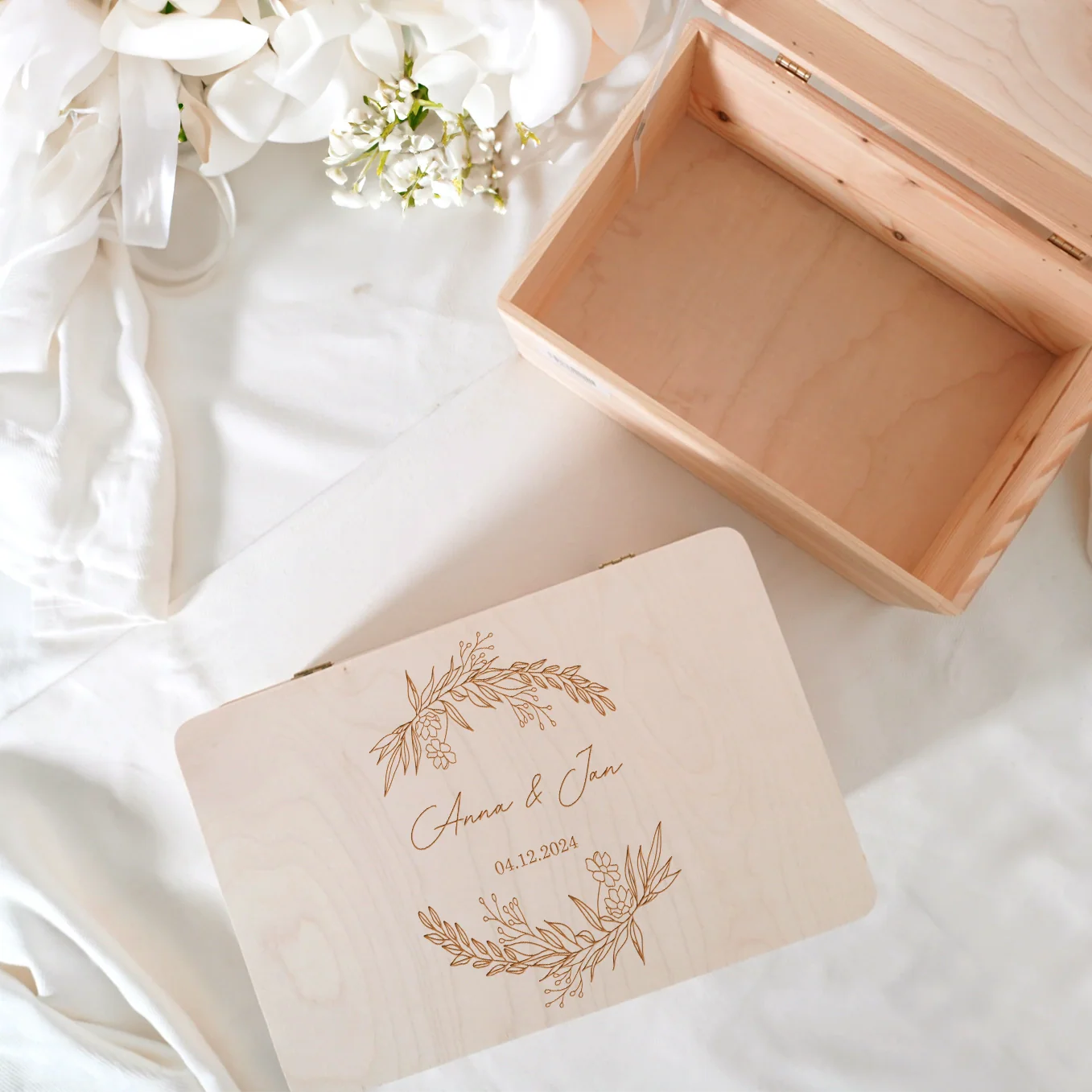 Boîte à souvenirs personnalisée avec gravure « Nom » - Image 2