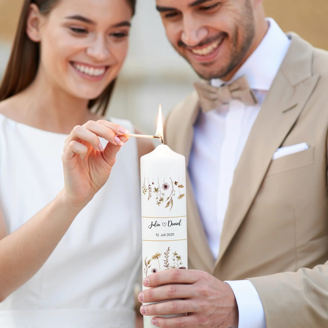 Bougie de mariage personnalisée « Fleurs » - Image 5