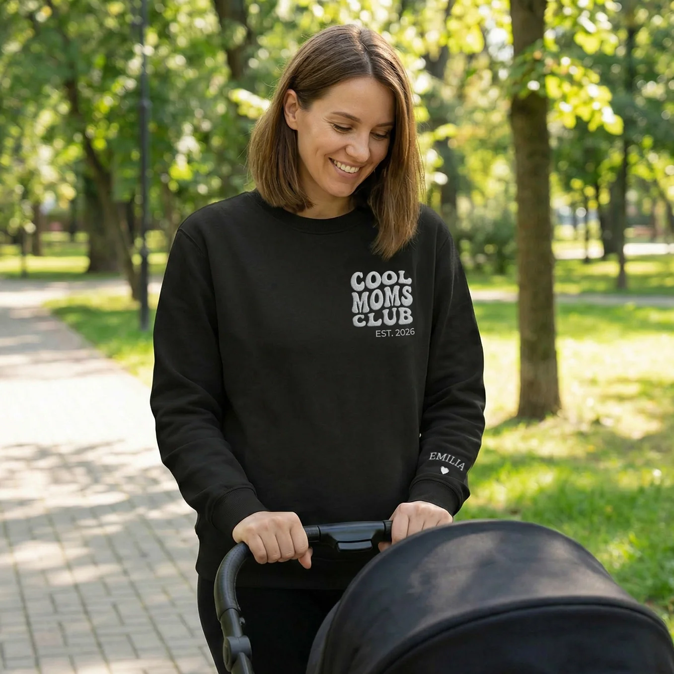 Personalisierter Sweater bestickt "Cool Moms Club" - Image 4