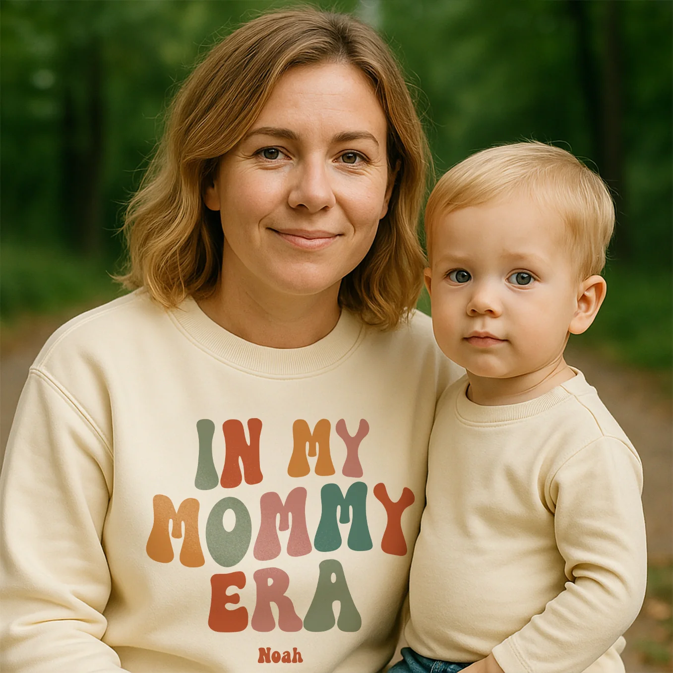 Personalisierter Sweater "In My Mommy Era" - Image 6