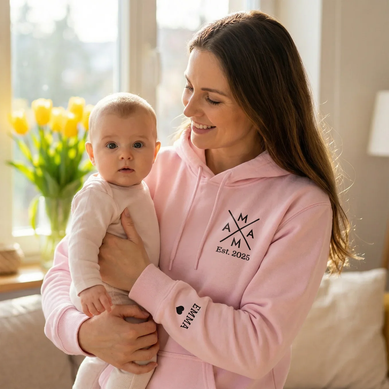 Sweat à Capuche Personnalisé "Mama Cross" avec Impression sur Manches - Image 12