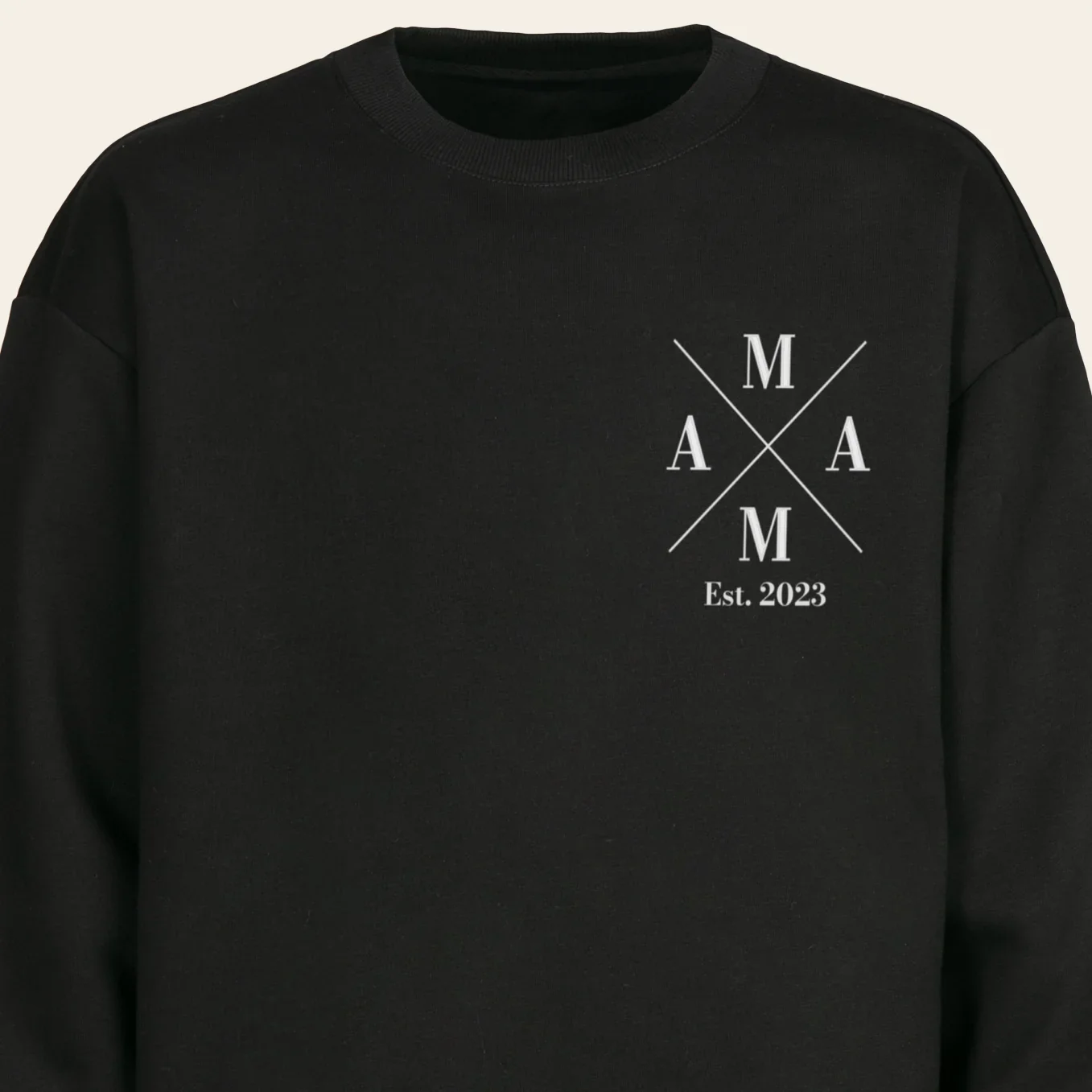 Sweat personnalisé "Mama Cross" avec impression manche - Image 17