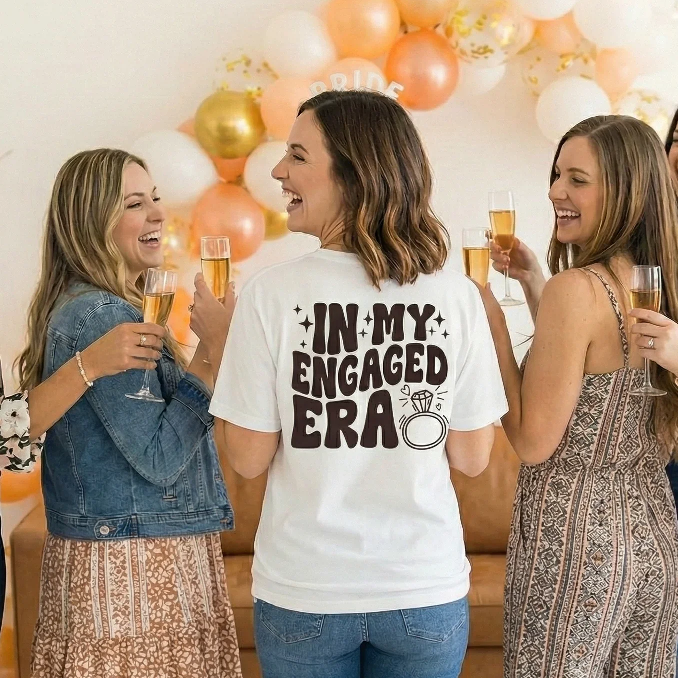 (US) Personalisiertes Oversized T-Shirt "In My Engaged Era" - Image 2